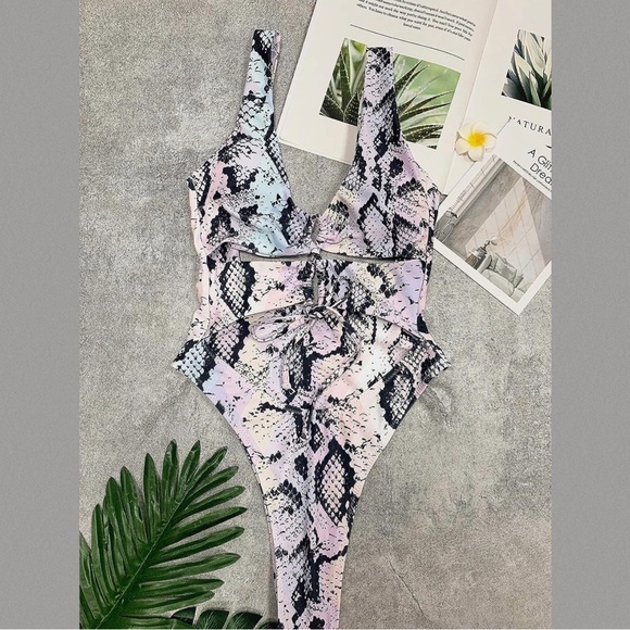 CHYRII Women's Sexy Cutout Lace Up Backless High Cut One Piece Swimsuit Monokini - Picture 2 of 13